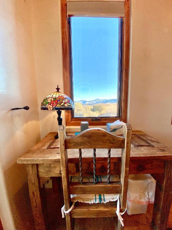 The Grand Hacienda Inn With Breakfast Abiquiu Eksteriør bilde